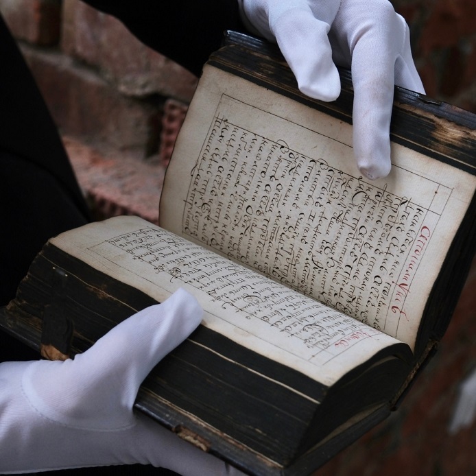 Музейное занятие «Редкие книги в коллекции Музея искусств»