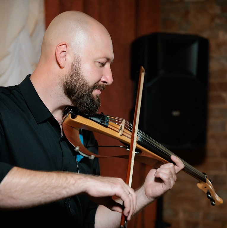 Вечера живой музыки в «Старом особняке»