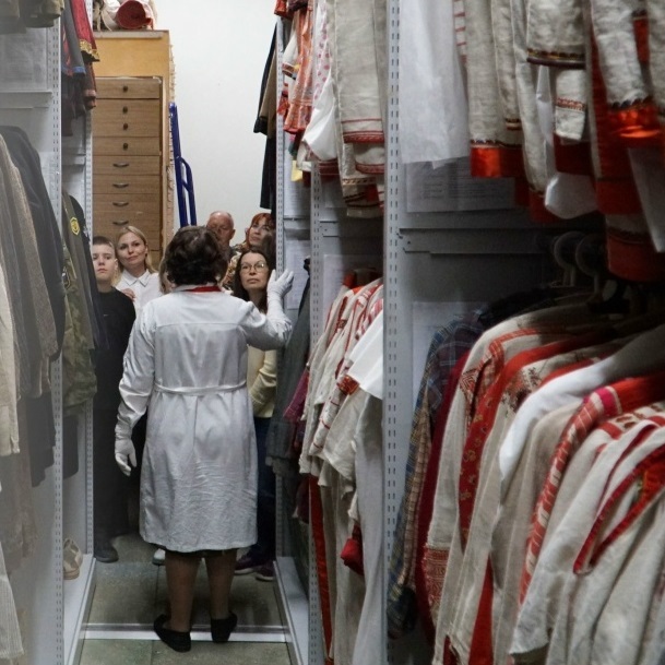 Экскурсия «Посторонним вход разрешён»