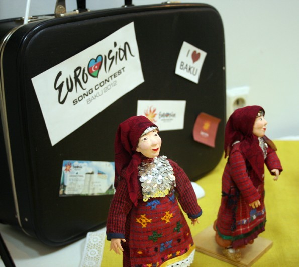 «Бурановские бабушки» в миниатюре. В Ижевске открылась новая выставка авторской куклы