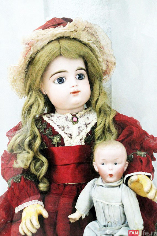 60 антикварных кукол из частной коллекции