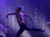 Афиша Ижевска — Артисты театра «Искушение» осыпали ижевчан розами и танцевали под дождём