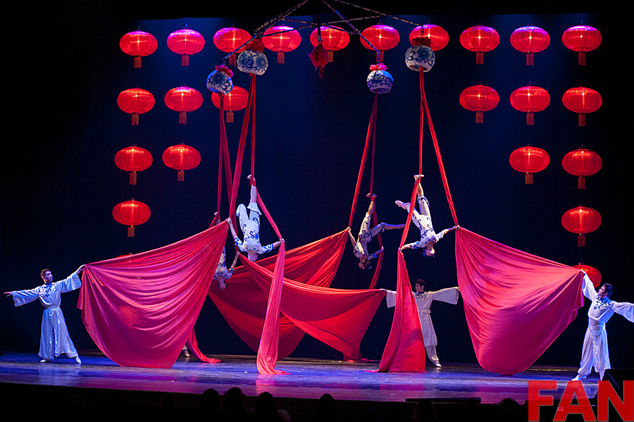Китайское шоу «Щелкунчик» — волшебство на новый лад