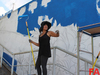 Афиша Ижевска — На создание фрески у ВЦ «Галерея» американскую художницу вдохновил удмуртский платок