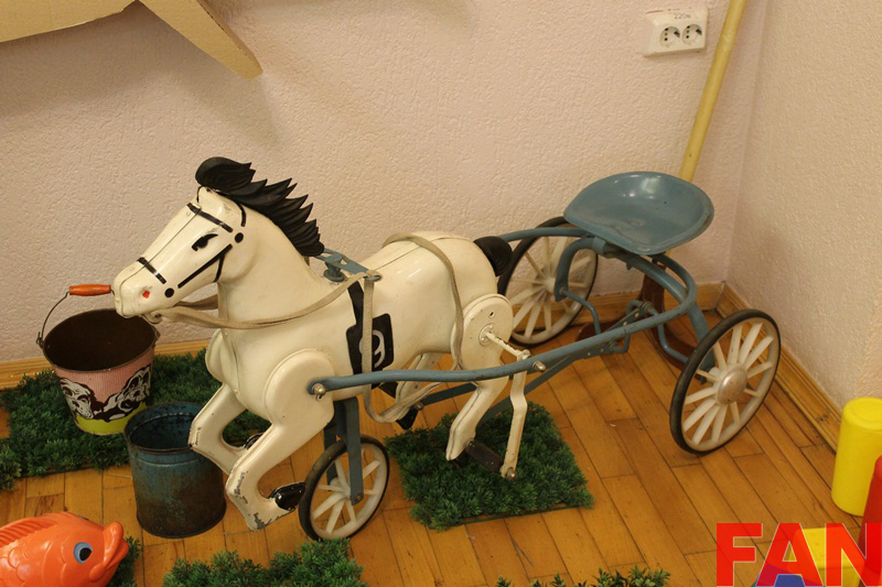 Деревянные лошадки, лото, куклы – выставка «Игрушечные истории» открылась в Ижевске